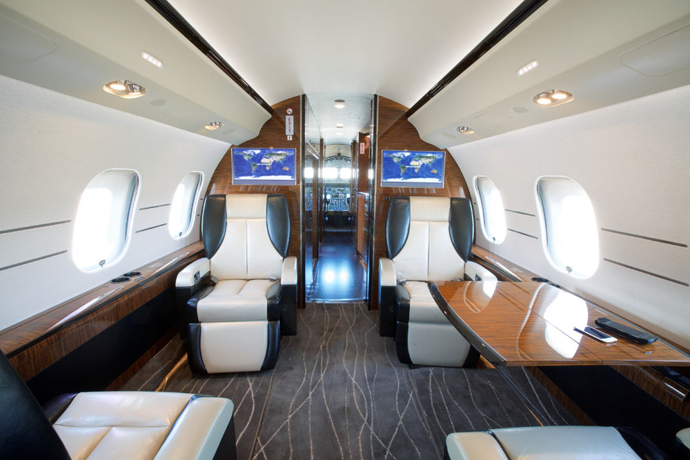 Cabin of a Global 6000 at Priester Aviation.